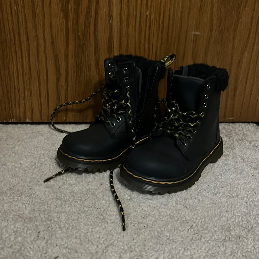 Toddlers dr Martens
